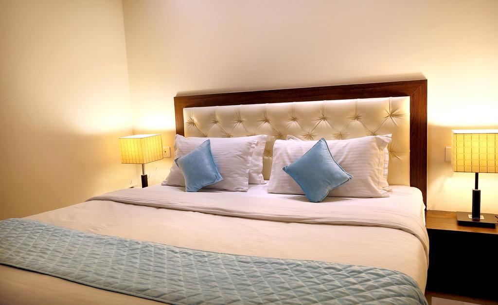 Hotel Rk Grande 루드히아나 외부 사진